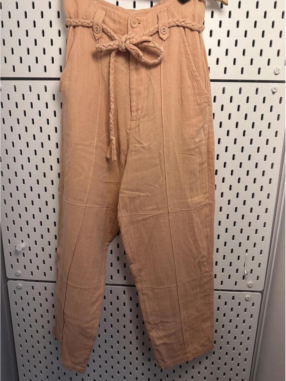Joie peach 100% cotton pants with belt, size 2 #corduroy #belted